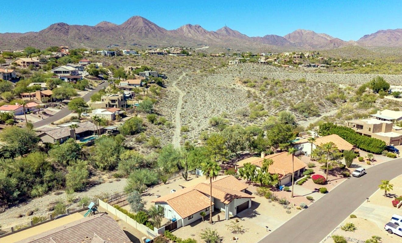 Aerial view of the Fountain Hills neighborhood with mountains in the distance
